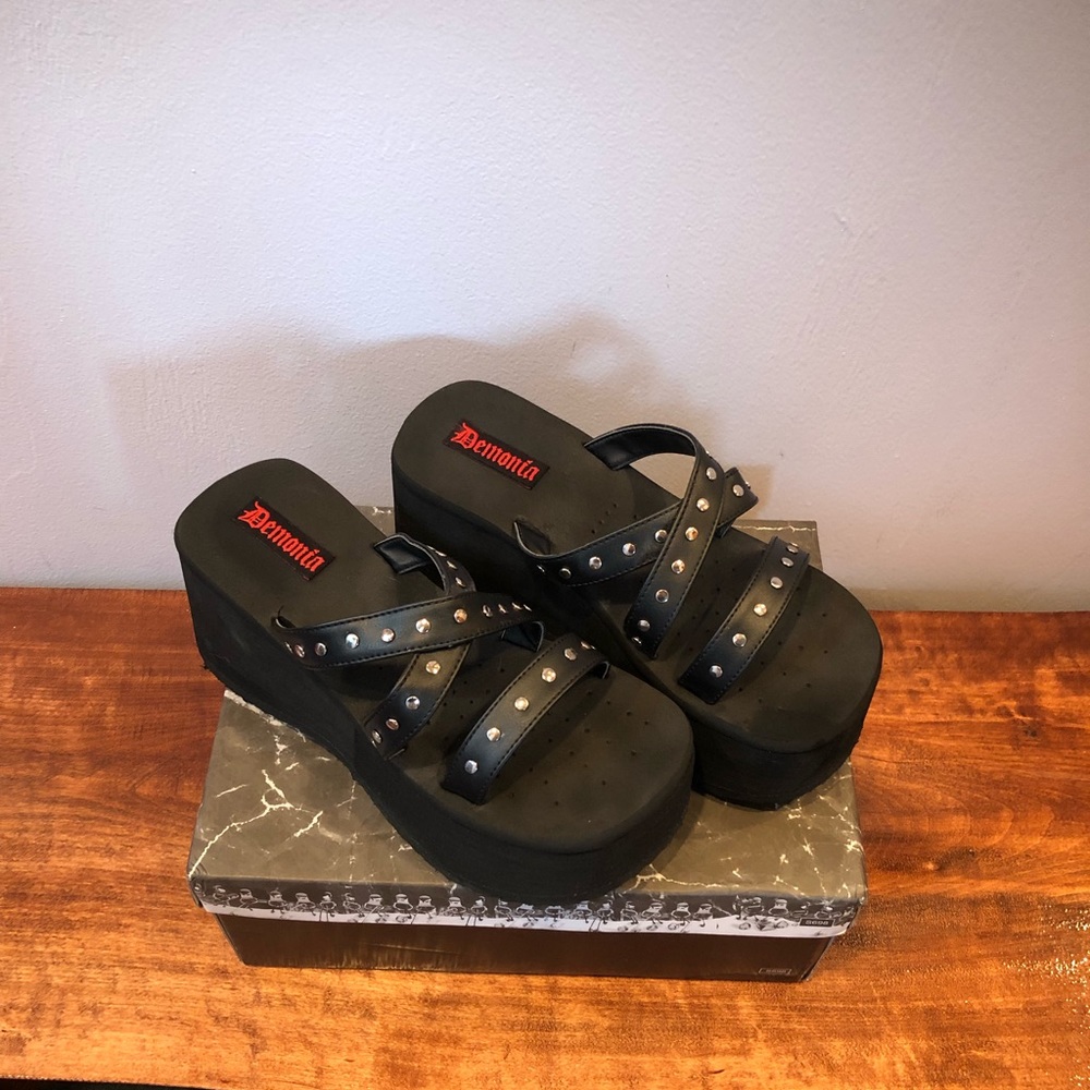 Demonia ‘Funn’ Platform Sandals